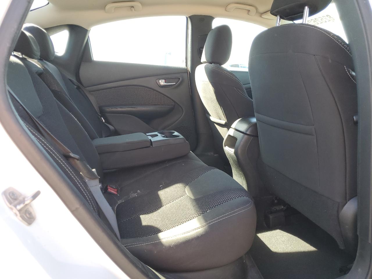 2015 Dodge Dart Sxt VIN: 1C3CDFBB6FD351777 Lot: 82526255