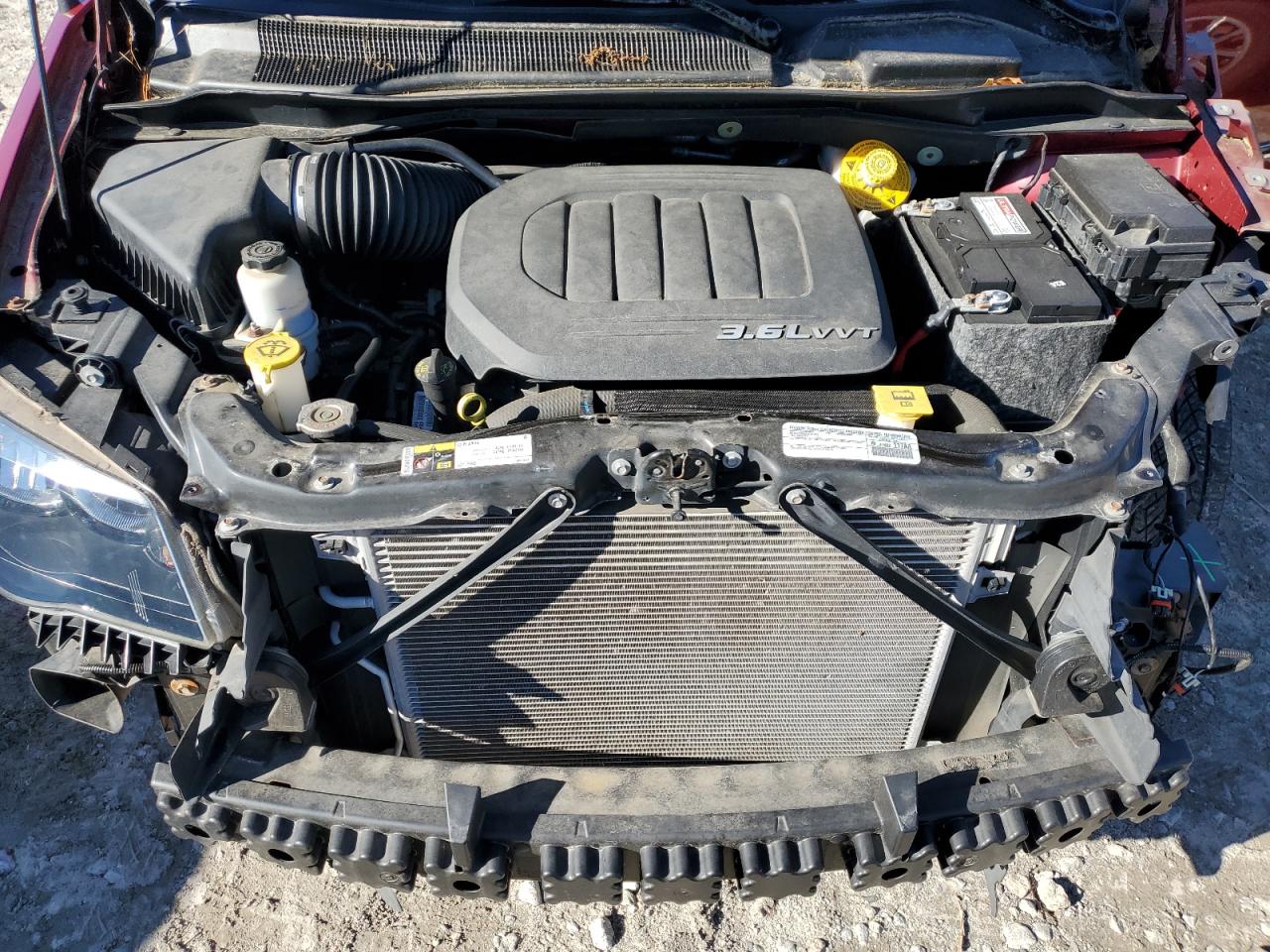 2015 Chrysler Town & Country S VIN: 2C4RC1HG0FR578314 Lot: 83798455