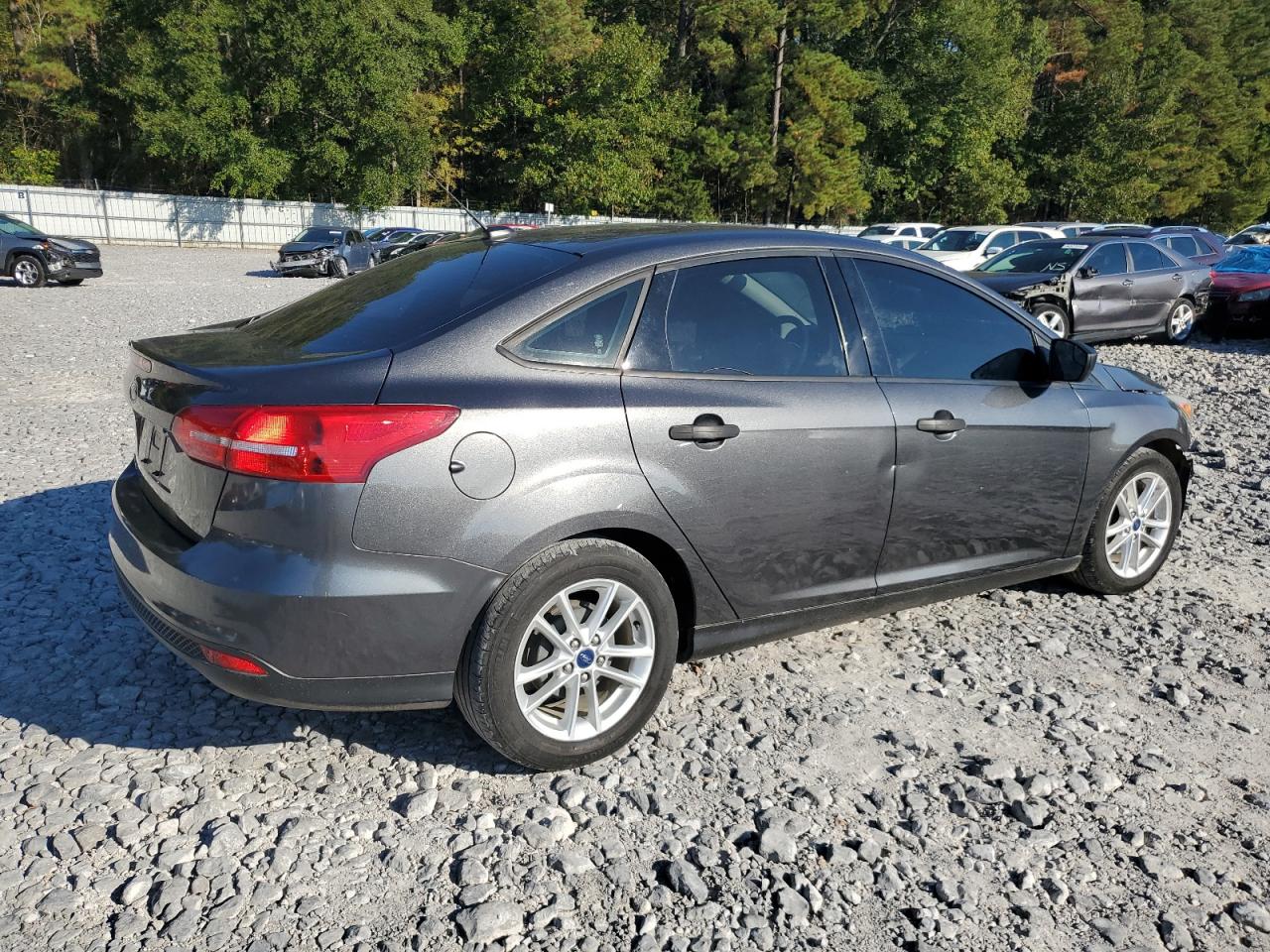 2018 Ford Focus S grey null gas 1FADP3E24JL319285 photo #4