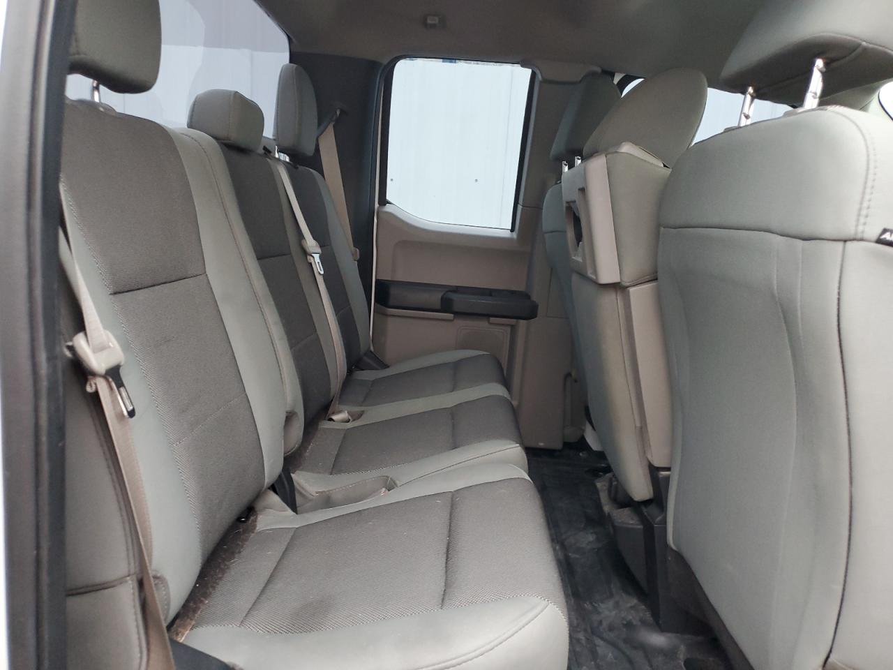 2017 Ford F150 Super Cab VIN: 1FTEX1CP7HKE53323 Lot: 86083135