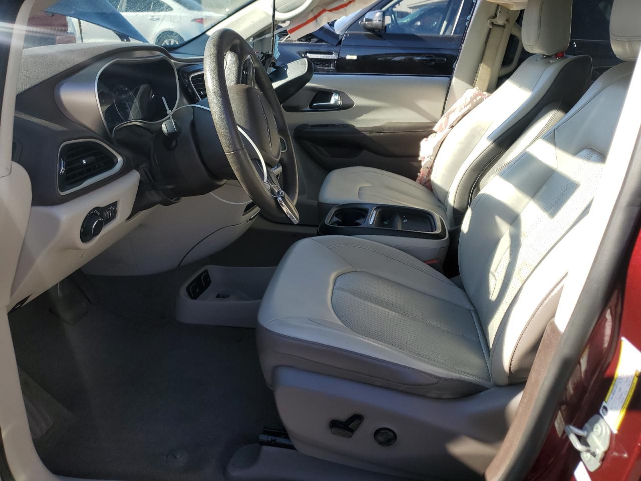 2020 Chrysler Voyager Lxi VIN: 2C4RC1DG9LR163588 Lot: 87480775