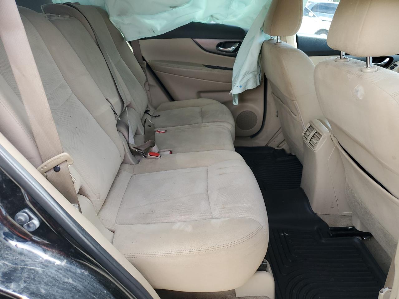 2015 Nissan Rogue S VIN: KNMAT2MTXFP520864 Lot: 85838905