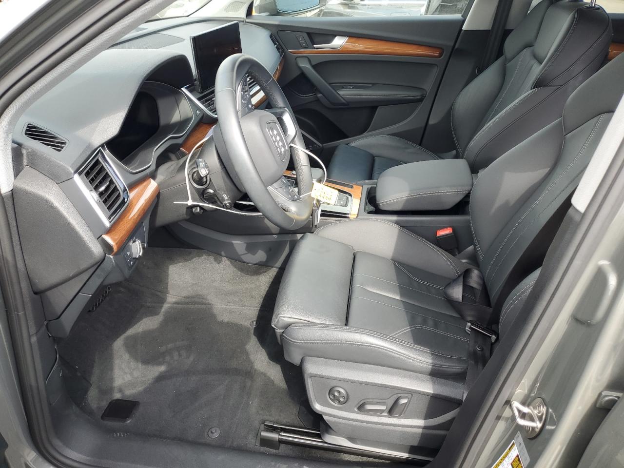 2024 Audi Q5 E Premium Plus 55 VIN: WA1E2AFY2R2115469 Lot: 86470885