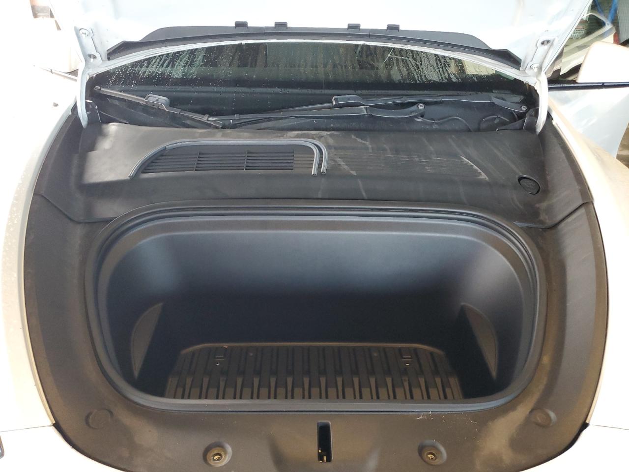 2020 Tesla Model Y VIN: 5YJYGDEF9LF003035 Lot: 84976665