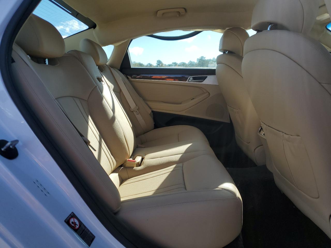 2018 Genesis G80 Base VIN: KMHGN4JE0JU235246 Lot: 90231735