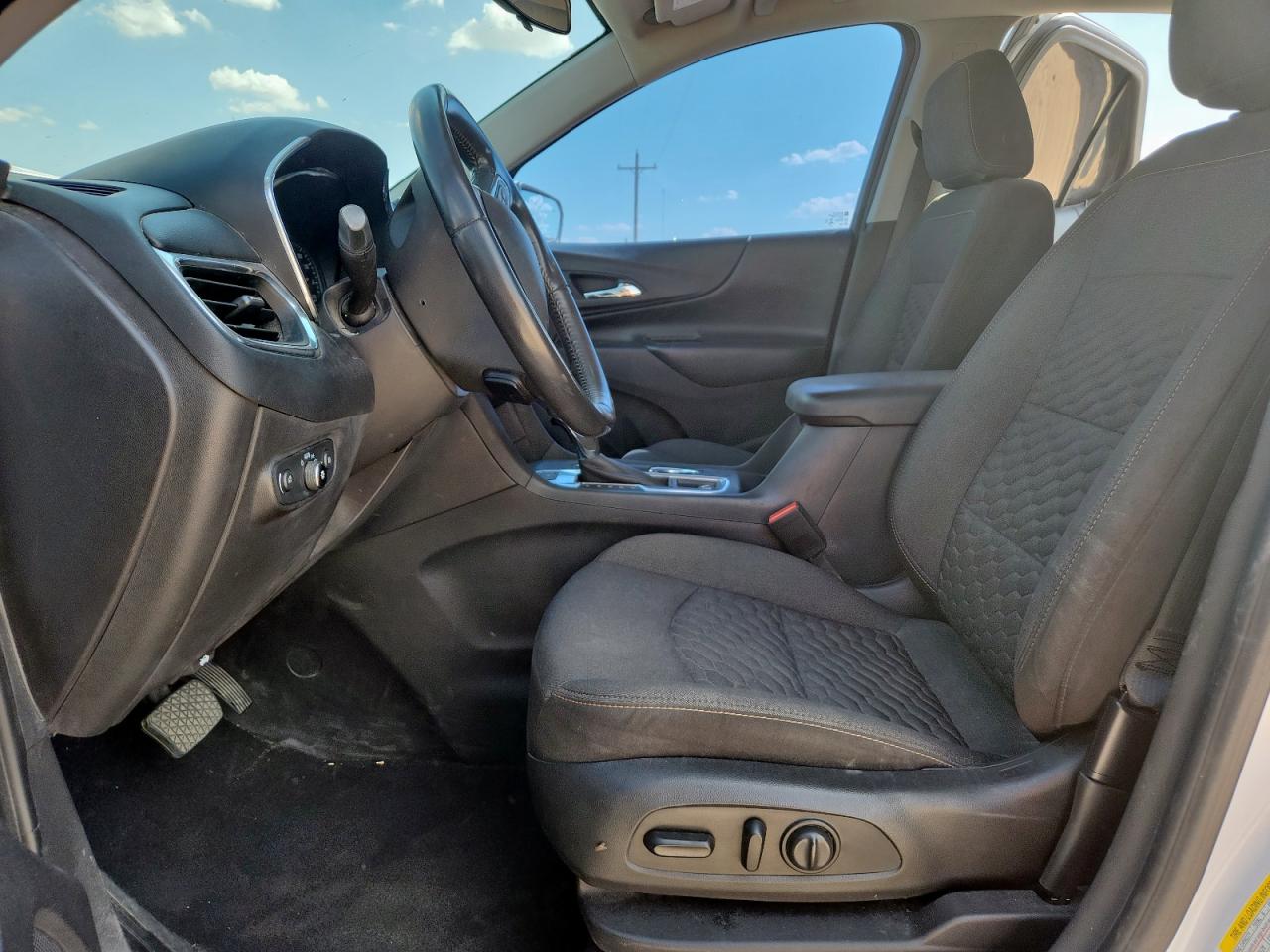 2020 Chevrolet Equinox Lt VIN: 3GNAXLEX9LL160299 Lot: 82240835