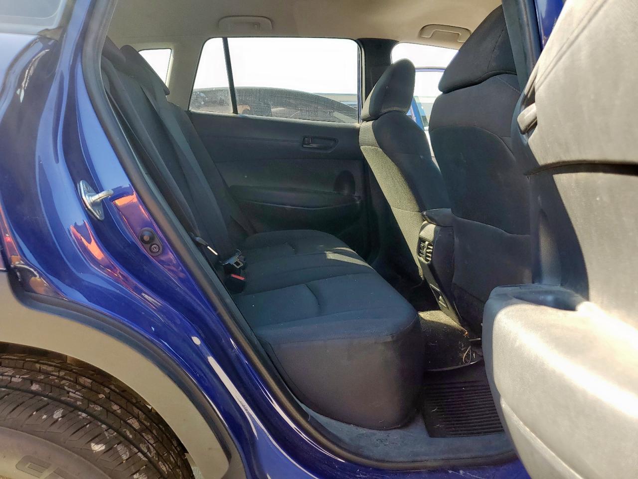 2022 Toyota Corolla Cross Le VIN: 7MUCAABG6NV042130 Lot: 86311575