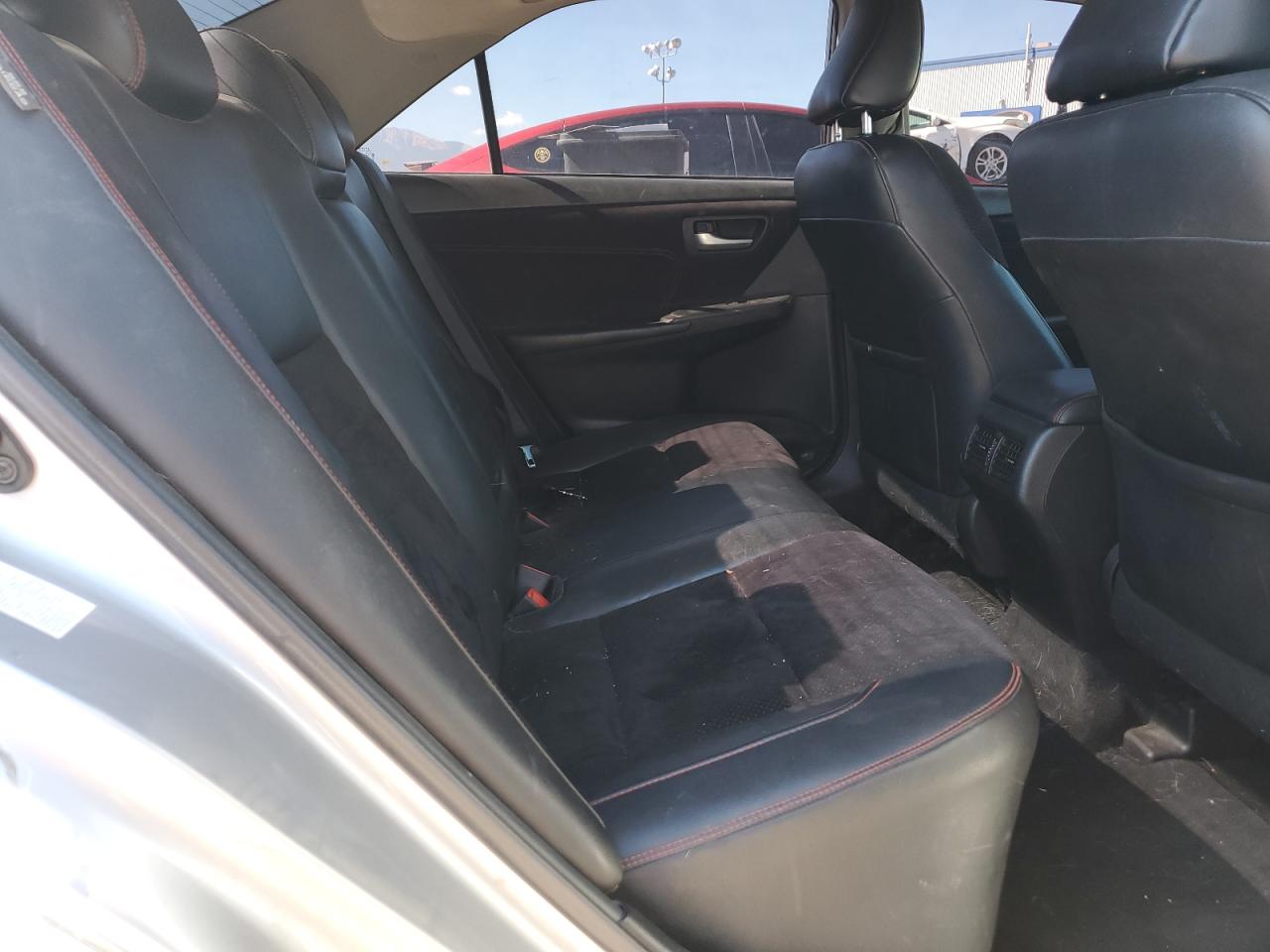 2016 Toyota Camry Le VIN: 4T1BF1FK2GU530636 Lot: 85728365