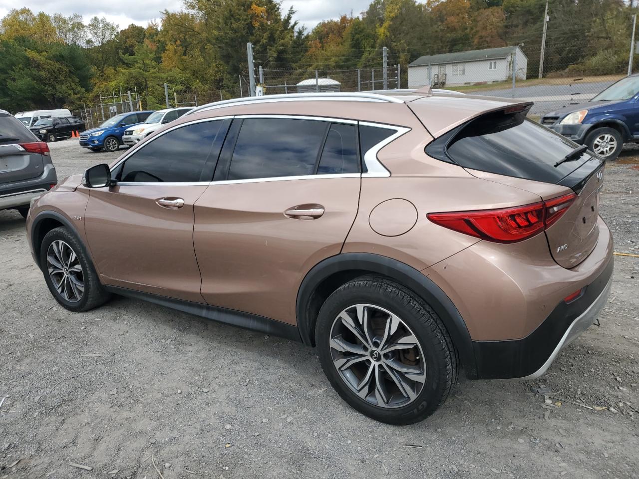 QX30 QX30