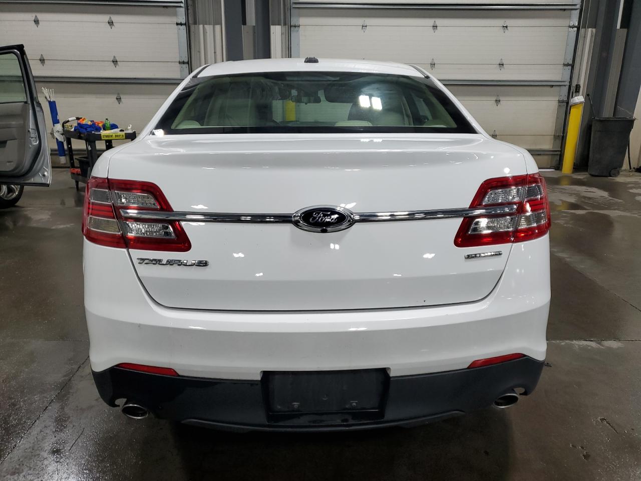 2015 Ford Taurus Se VIN: 1FAHP2D86FG172923 Lot: 86182745