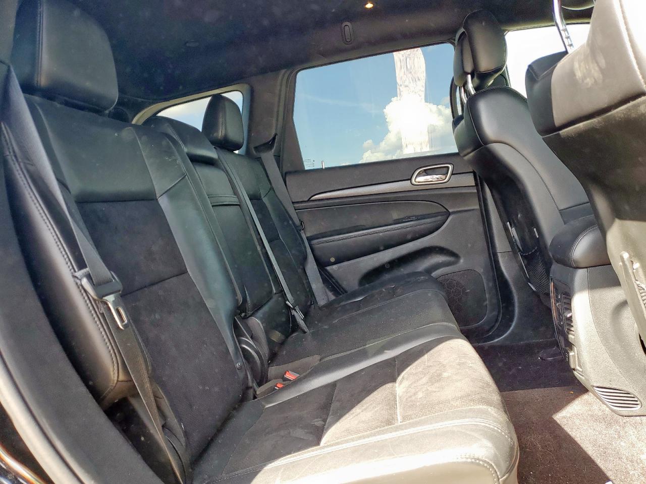 2018 Jeep Grand Cherokee Laredo VIN: 1C4RJFAG3JC235902 Lot: 85652635