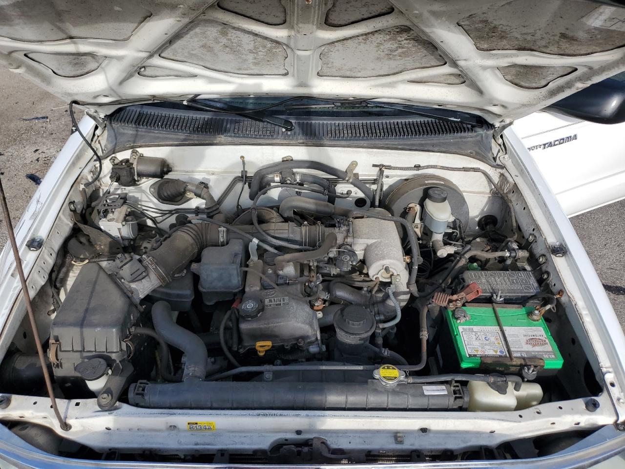 2004 Toyota Tacoma Xtracab VIN: 5TEVL52N74Z444856 Lot: 84593195