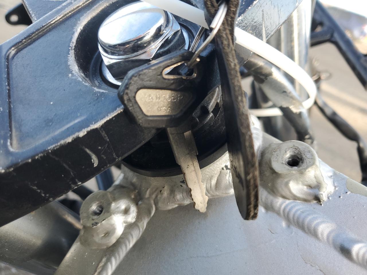 1993 Kawasaki Zx600 E VIN: JKAZX4E12PB500519 Lot: 81765145