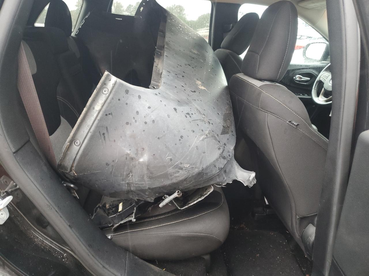 2014 Jeep Cherokee Latitude VIN: 1C4PJMCS5EW125645 Lot: 89829685