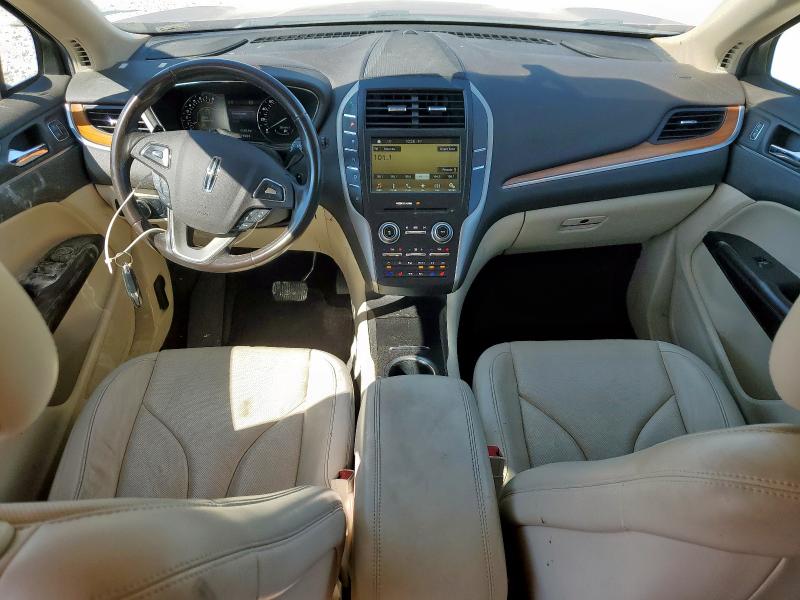  LINCOLN MKZ 2016 Красный