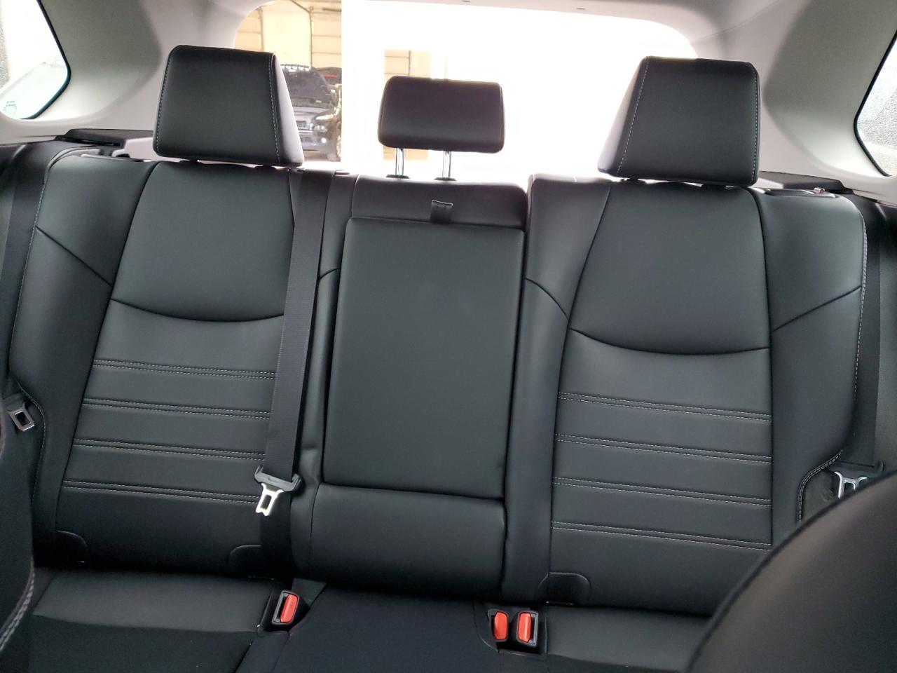 2021 Toyota Rav4 Xle Premium VIN: 4T3B6RFV2MU017561 Lot: 90019235