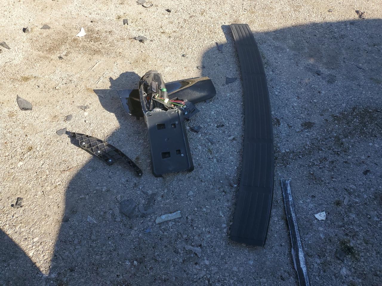 2015 Jeep Cherokee Limited VIN: 1C4PJMDS7FW646754 Lot: 82528735