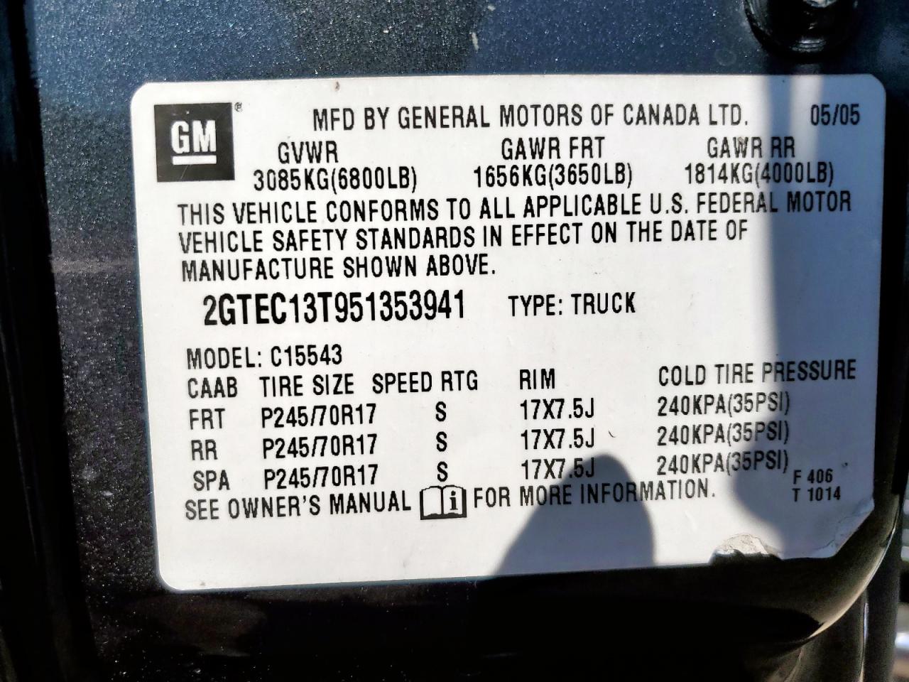 2005 GMC New Sierra C1500 VIN: 2GTEC13T951353941 Lot: 85594215