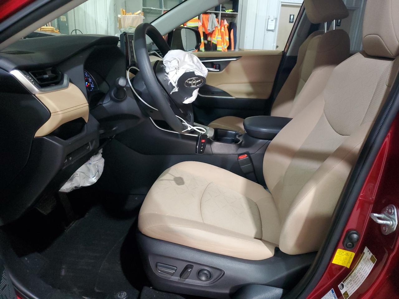 2019 Toyota Rav4 Xle VIN: JTMRWRFV6KJ015970 Lot: 84283465