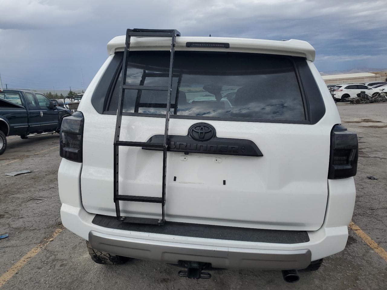 2024 Toyota 4Runner Sr5 Premium VIN: JTERU5JR1R6241139 Lot: 86151505