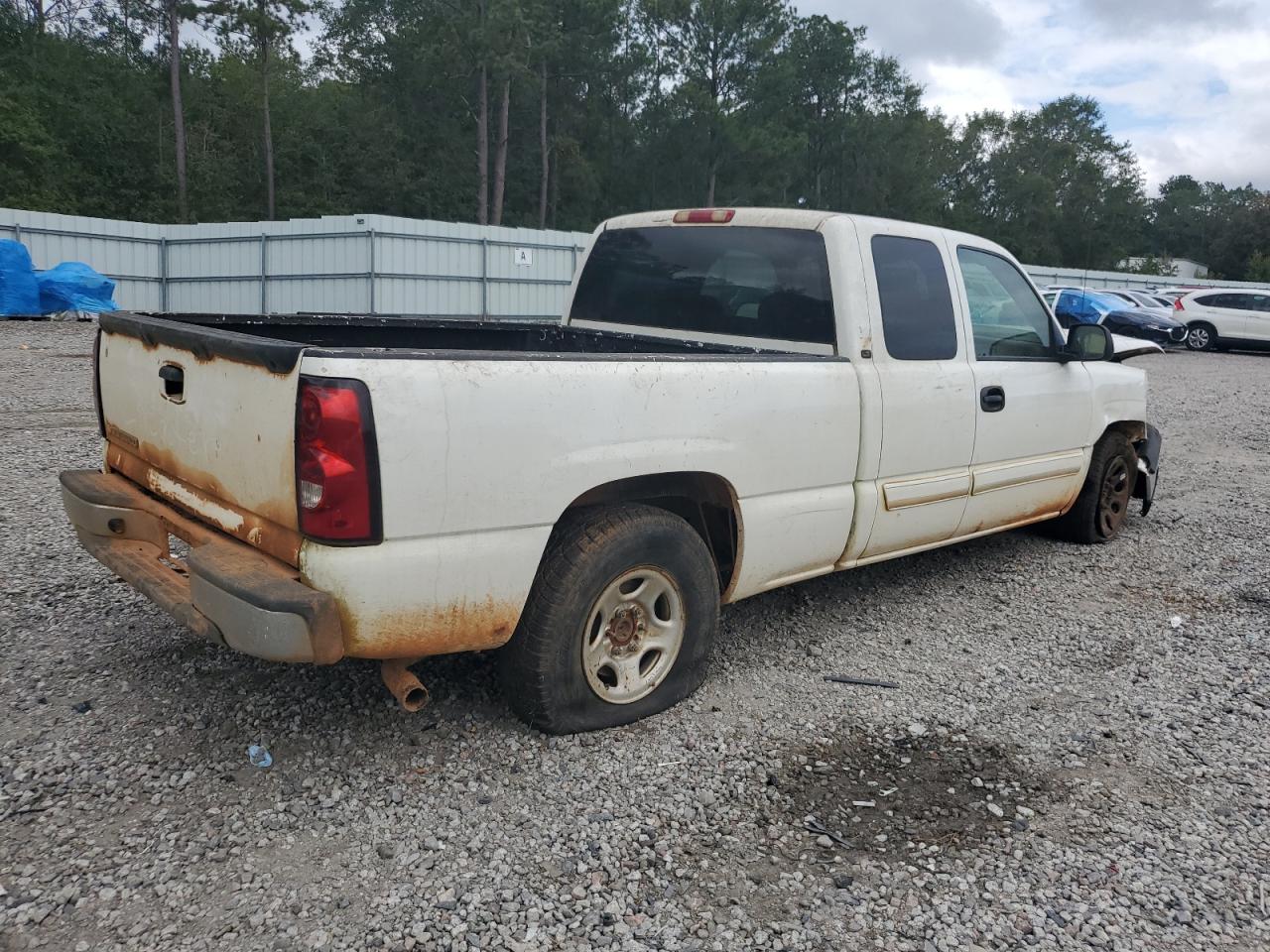 2006 Chevrolet Silverado C1500 VIN: 2GCEC19T561153423 Lot: 84610645