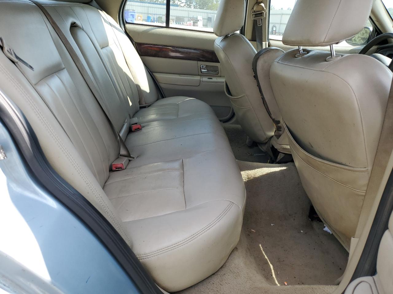 2007 Mercury Grand Marquis Gs VIN: 2MEFM74V17X602770 Lot: 85157715