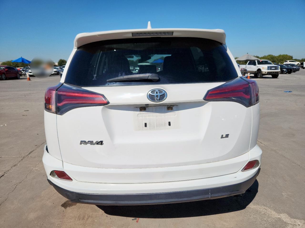 2018 Toyota Rav4 Le VIN: JTMZFREV2JJ210142 Lot: 86136035