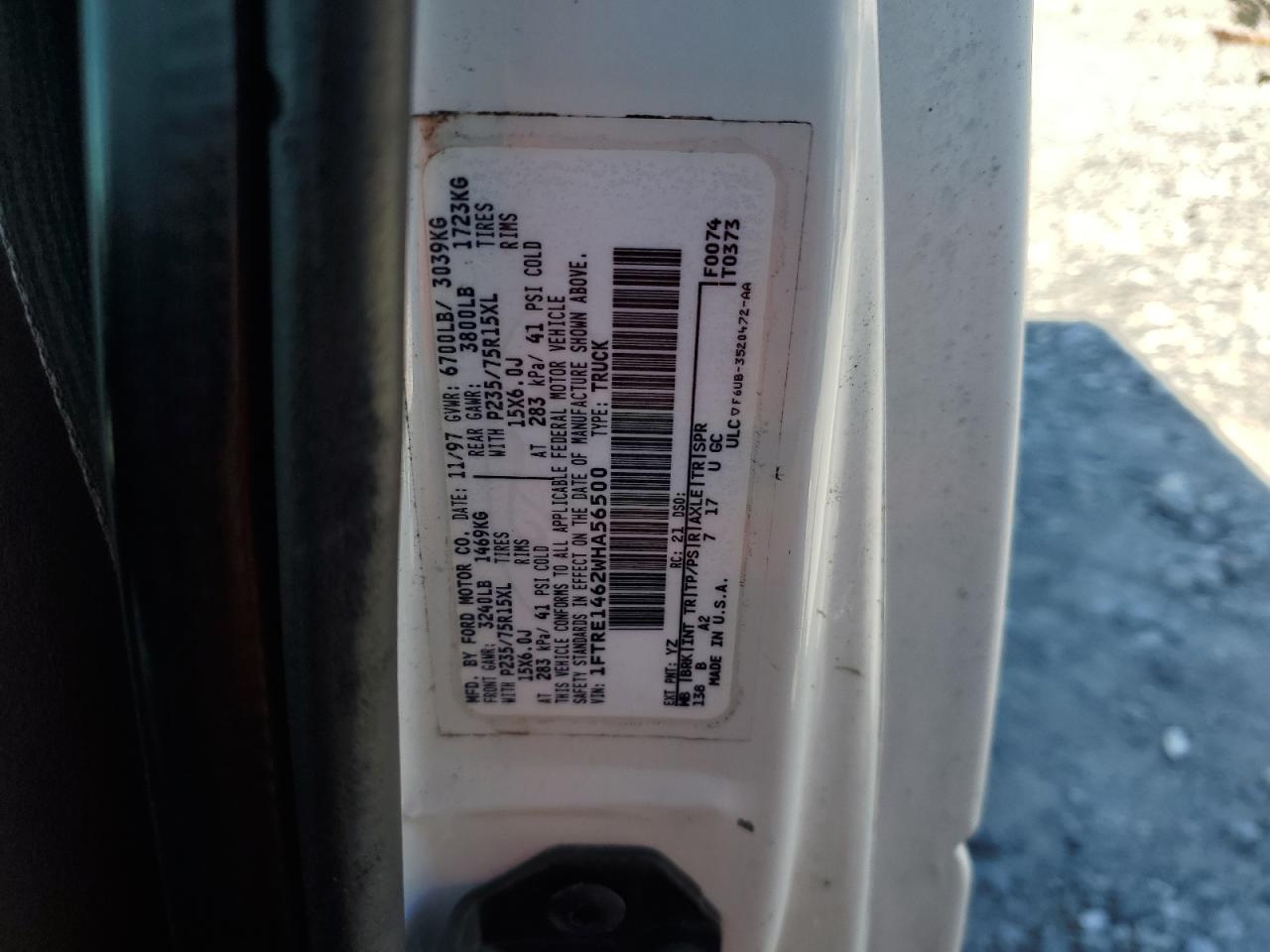 1998 Ford Econoline E150 Van VIN: 1FTRE1462WHA56500 Lot: 83772465