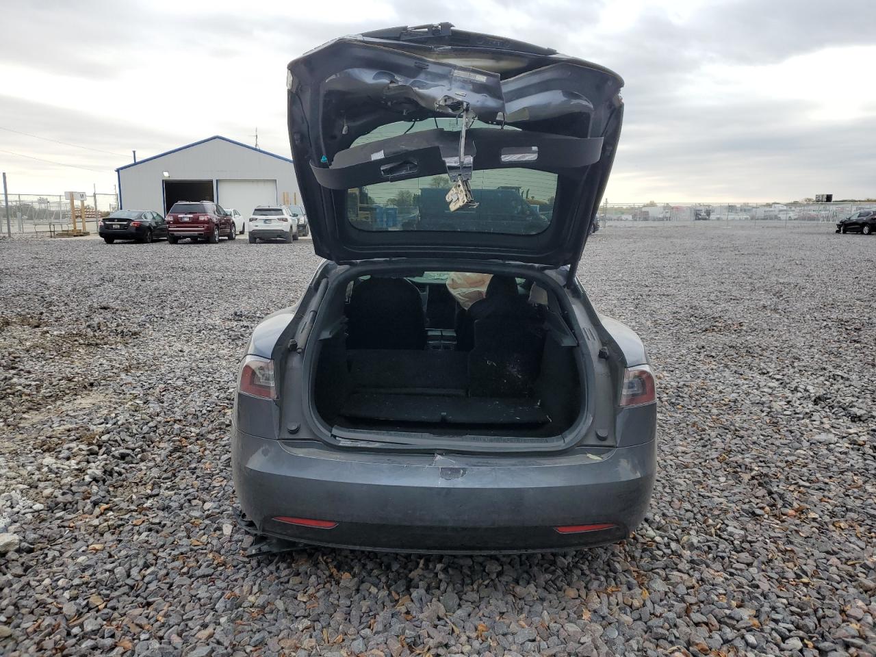 2018 Tesla Model S VIN: 5YJSA1E44JF258175 Lot: 89615985