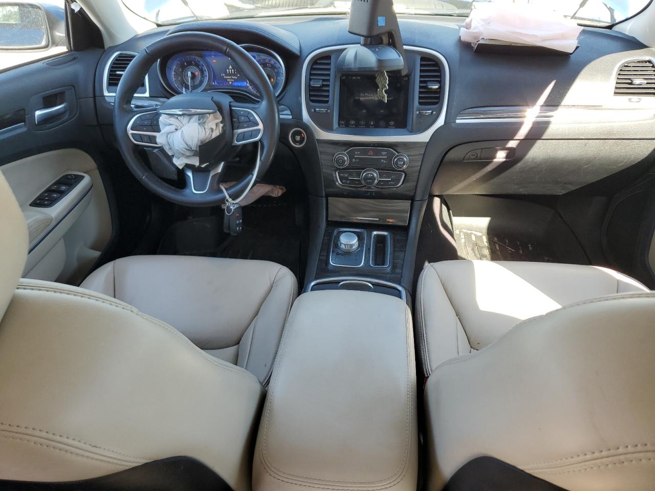 2022 Chrysler 300 Touring L VIN: 2C3CCASG9NH134615 Lot: 89510355