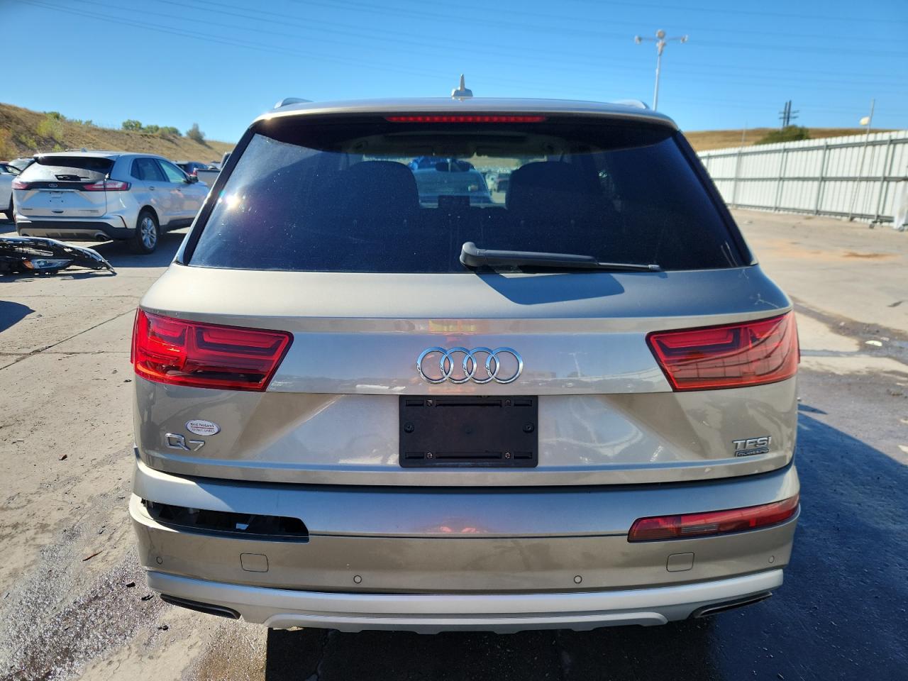 2017 Audi Q7 Prestige VIN: WA1VAAF7XHD045992 Lot: 84522845
