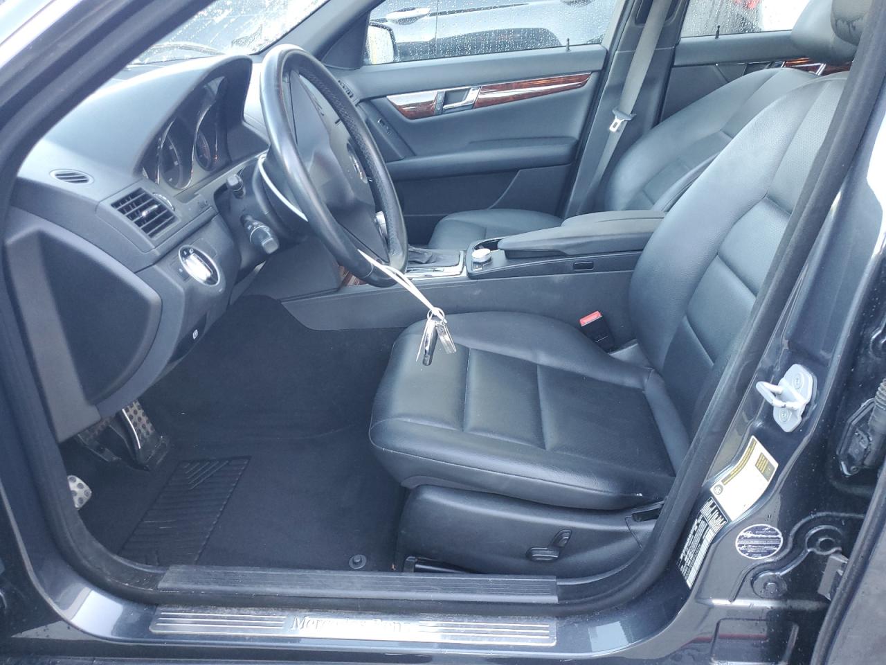 2011 Mercedes-Benz C 300 VIN: WDDGF5EB8BF629239 Lot: 87471265