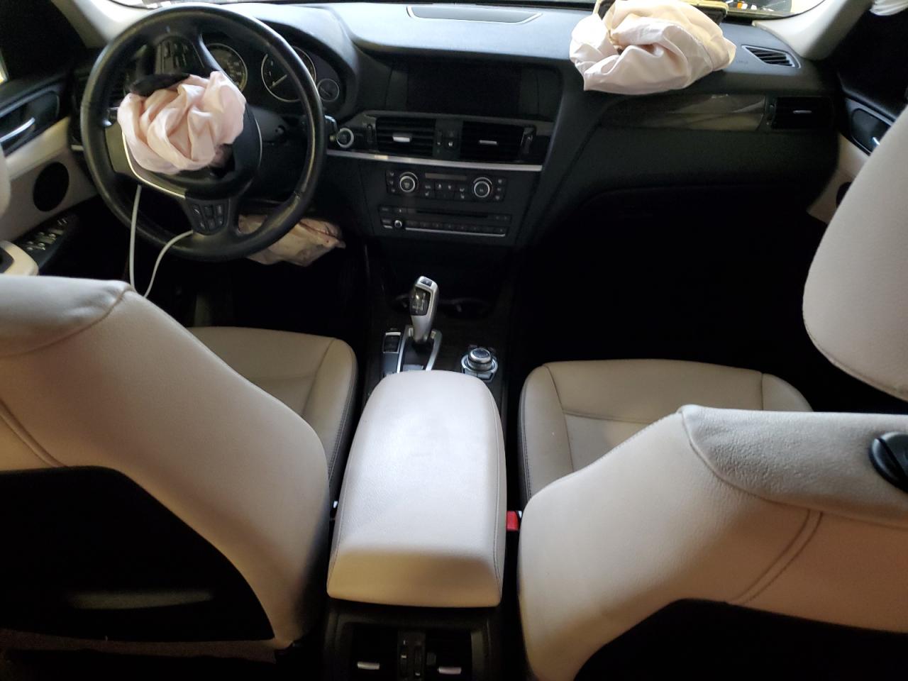 Фото: 5UXWX7C52DL981859