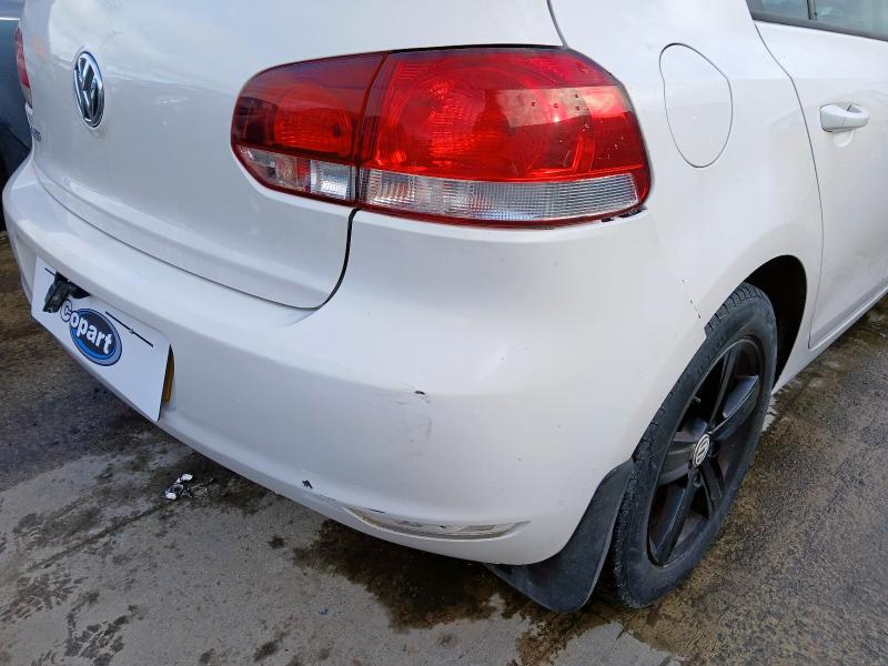 2009 VOLKSWAGEN GOLF S 