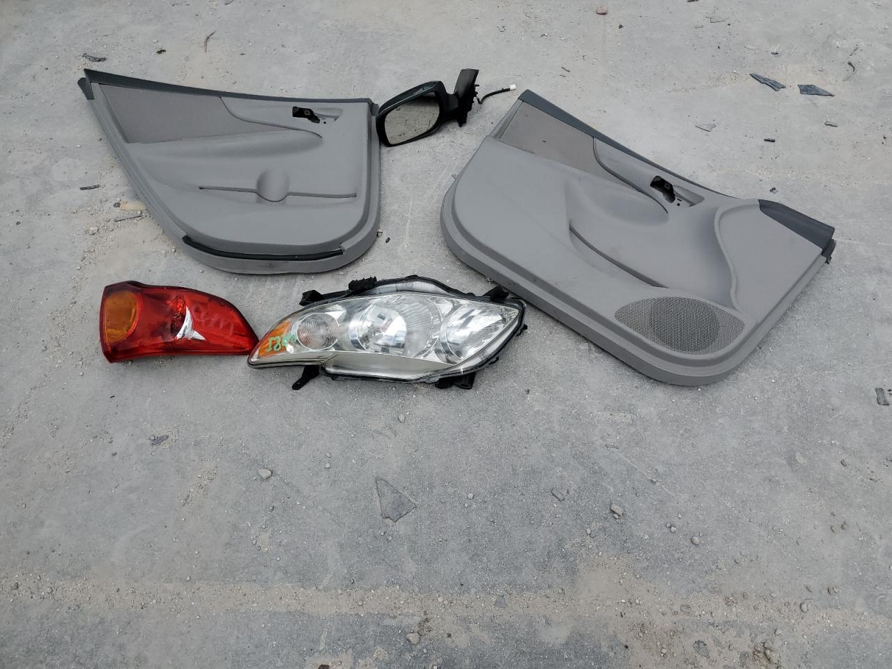 2010 Toyota Corolla Base VIN: 2T1BU4EE0AC509456 Lot: 84622445