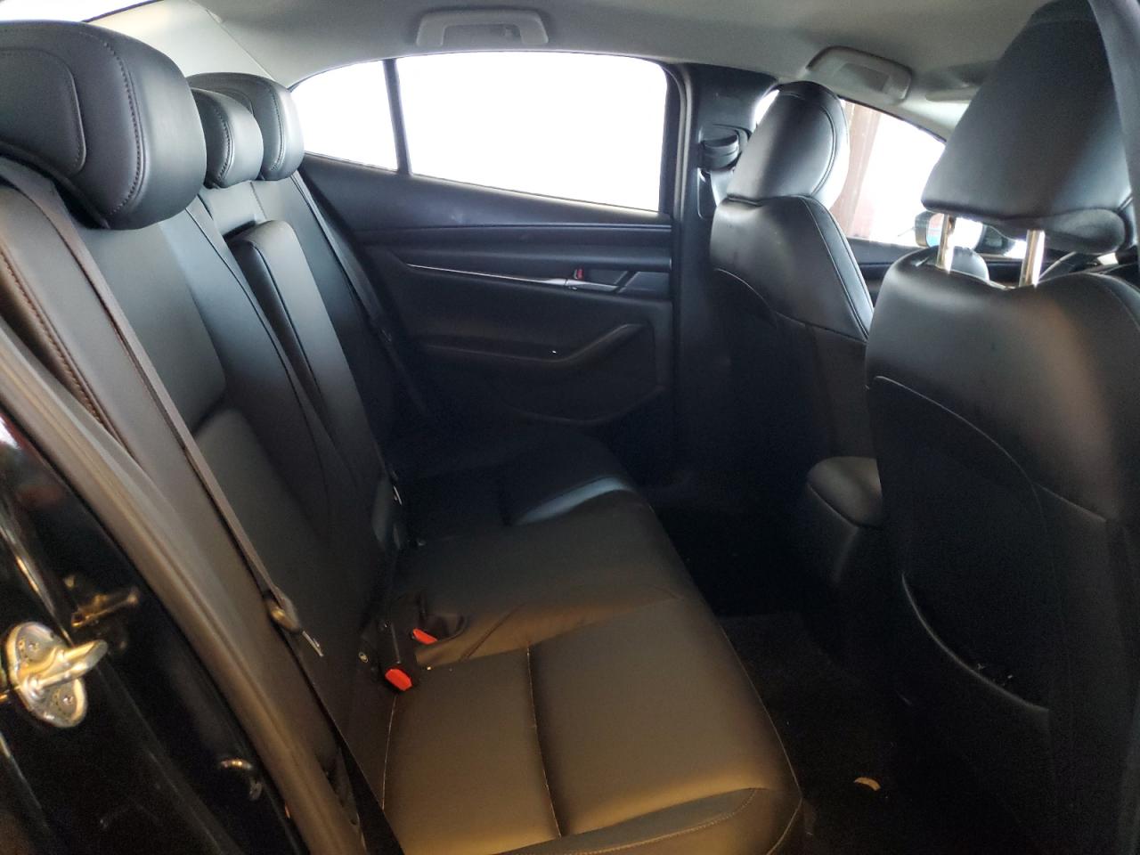 2020 Mazda 3 Select VIN: JM1BPACLXL1169683 Lot: 90713565