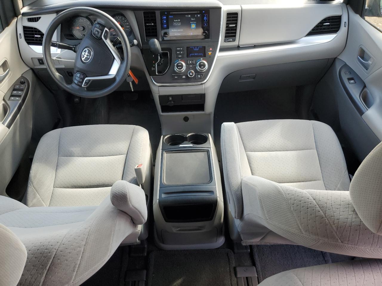 2015 Toyota Sienna Le VIN: 5TDJK3DCXFS102738 Lot: 84719685