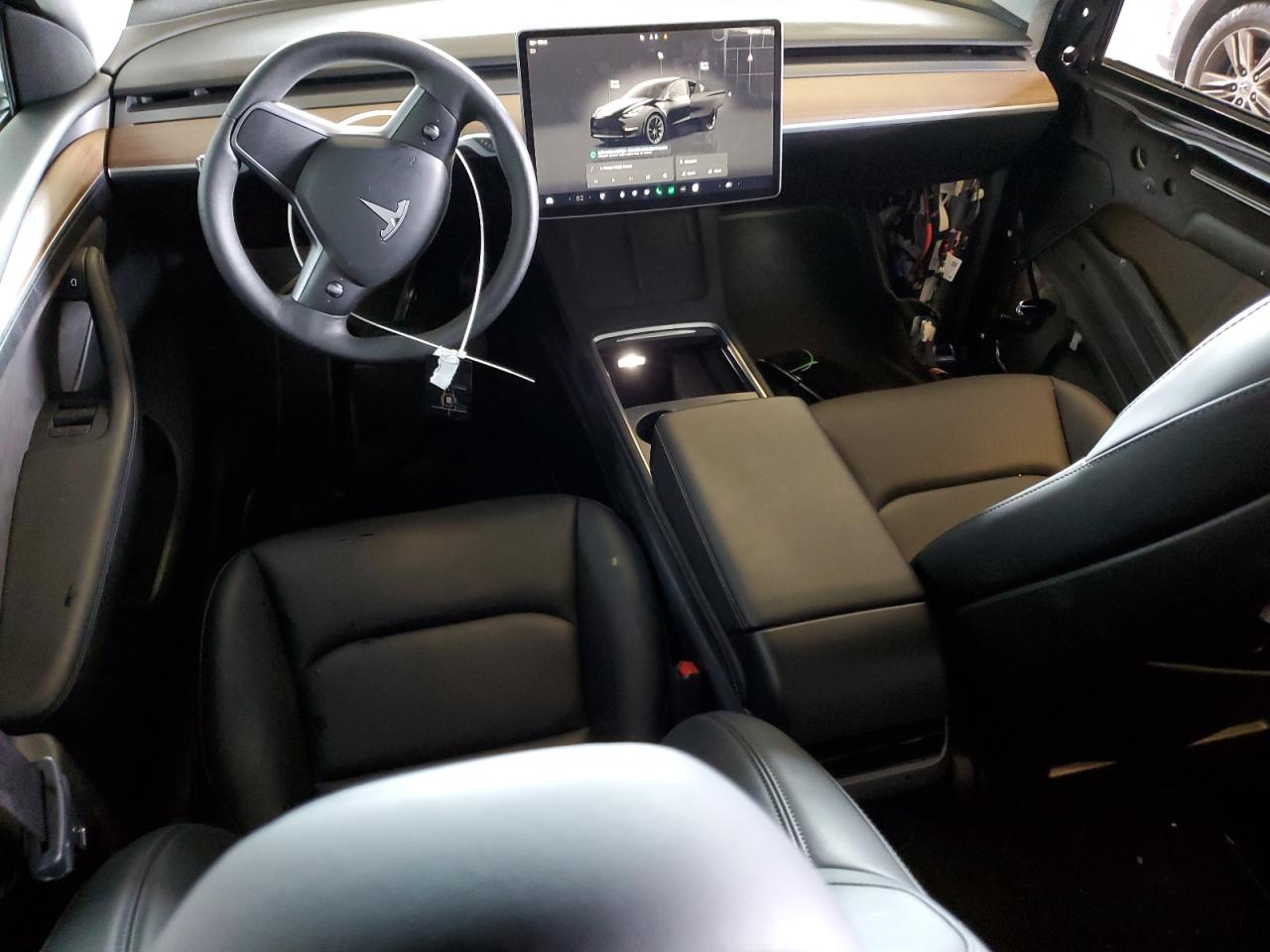 2023 Tesla Model Y VIN: 7SAYGDEE9PF753390 Lot: 84627415