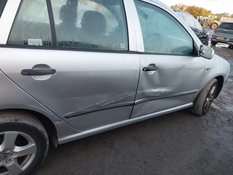 2006 SKODA FABIA 1.4 16V ELEGANCE 5DR AUTO 75HP [AC]