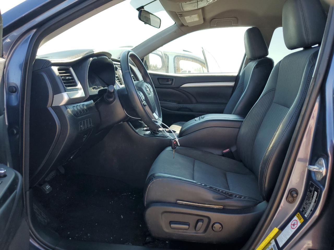 2016 Toyota Highlander Le VIN: 5TDBKRFH5GS245016 Lot: 86630145