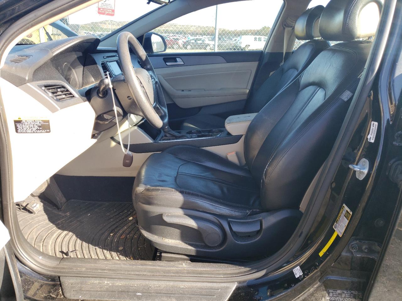 2016 Hyundai Sonata Hybrid VIN: KMHE24L10GA020129 Lot: 85833255