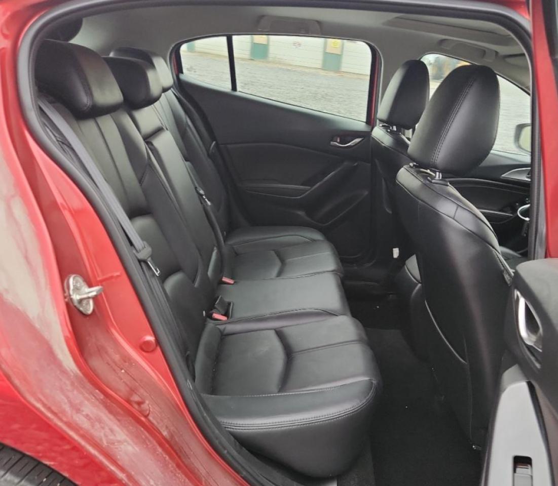 2018 Mazda 3 Touring VIN: 3MZBN1L38JM209455 Lot: 86894325