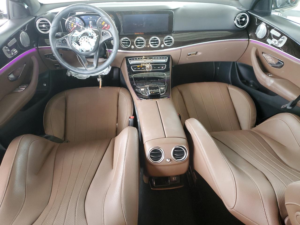 2018 Mercedes-Benz E 300 VIN: WDDZF4JB8JA407367 Lot: 85925325