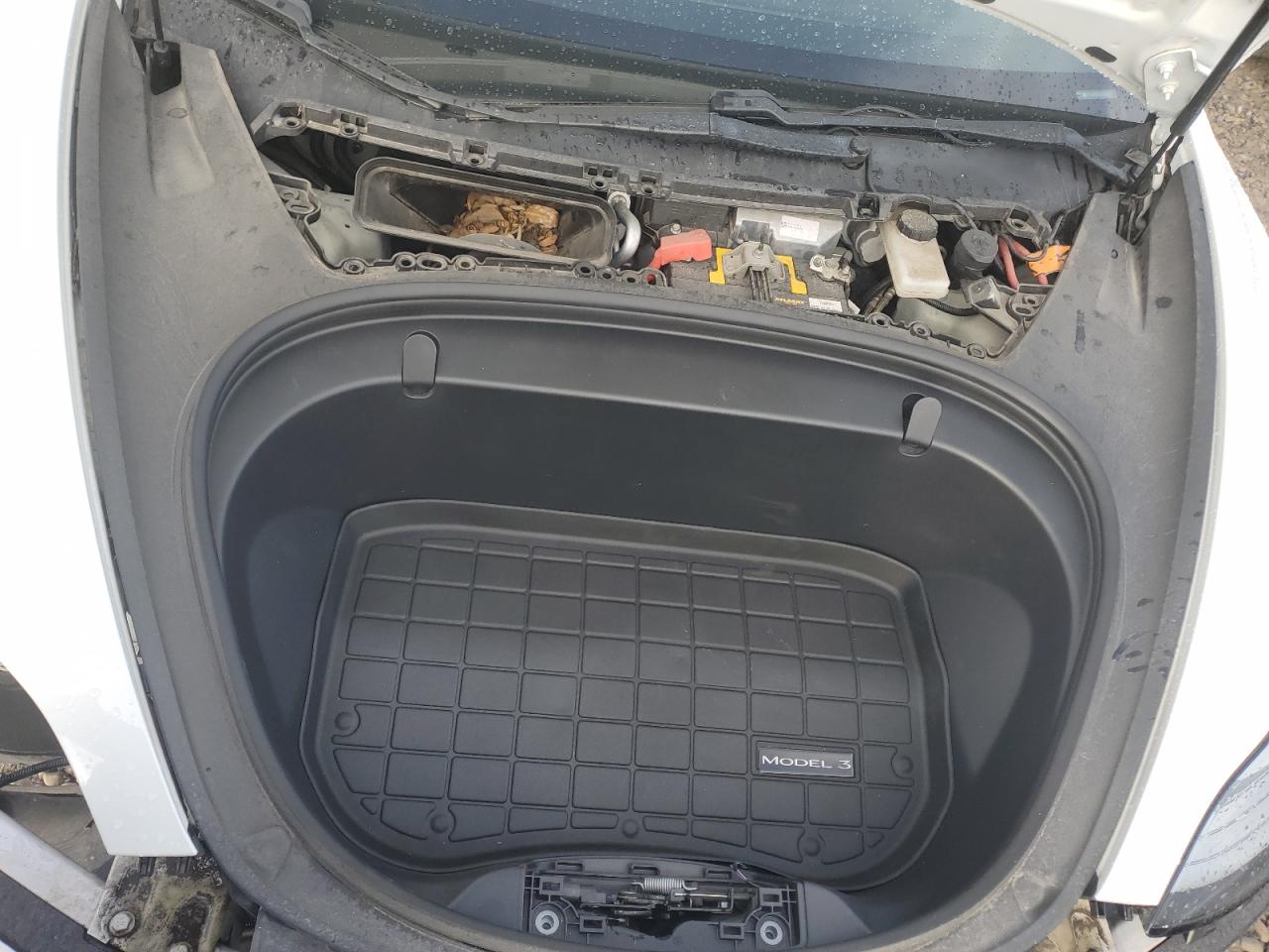 2018 Tesla Model 3 VIN: 5YJ3E1EB7JF084237 Lot: 85581935