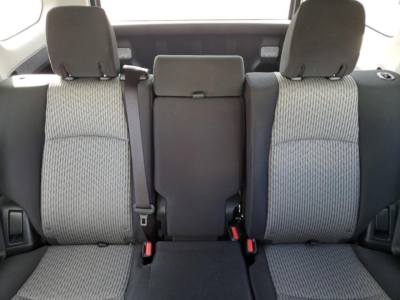 2024 Toyota 4Runner Sr5/Sr5 Premium VIN: JTEMU5JR0R6247590 Lot: 89729425