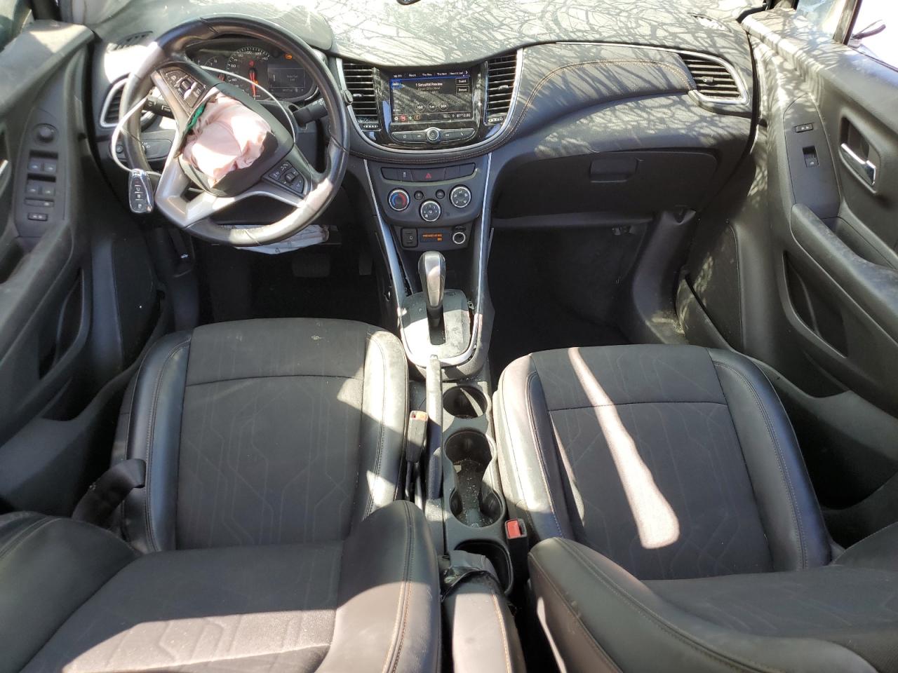 2022 Chevrolet Trax 1Lt VIN: KL7CJLSM2NB558422 Lot: 82433195