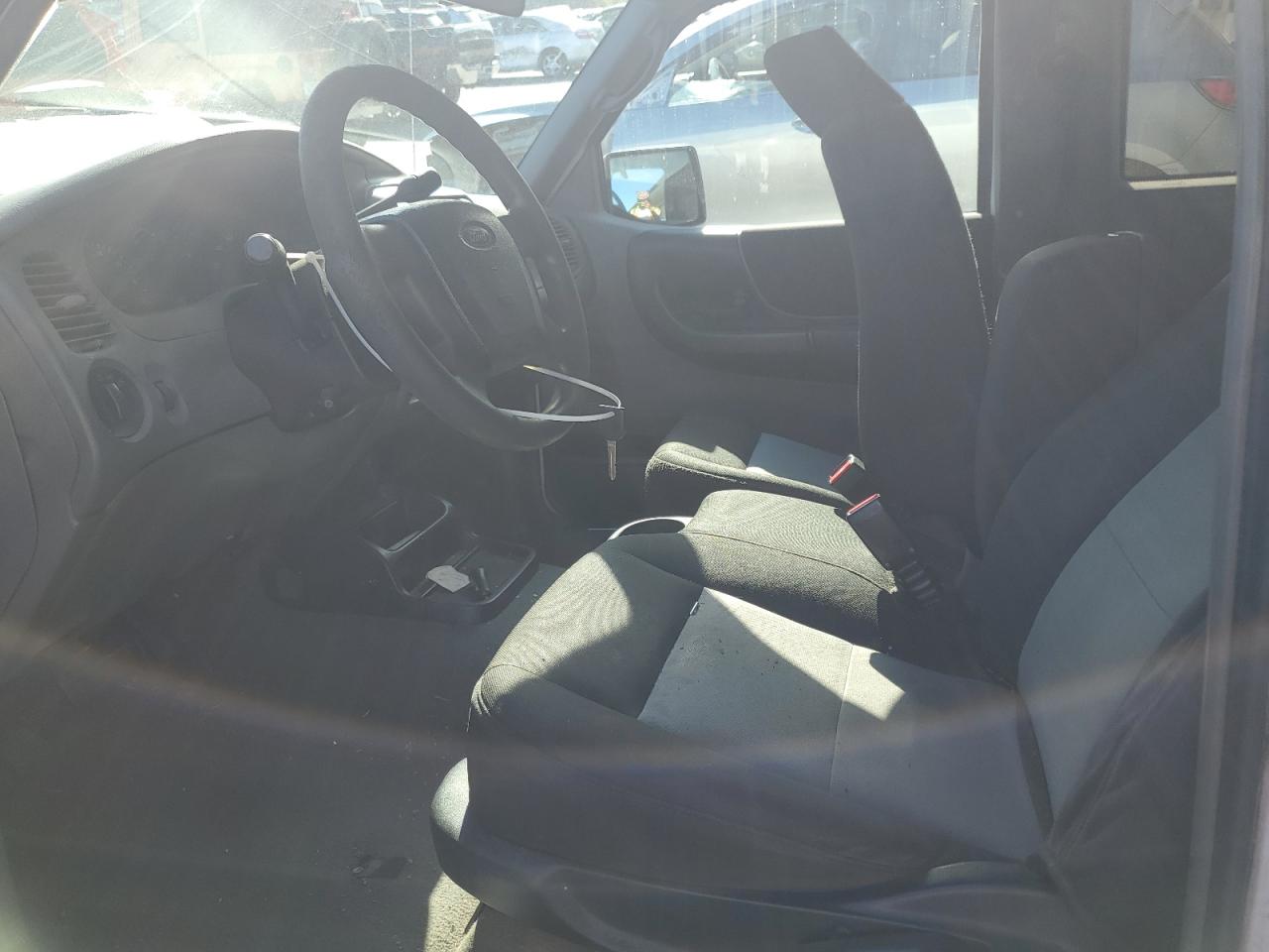 2009 Ford Ranger Super Cab VIN: 1FTZR15E69PA02556 Lot: 90024165