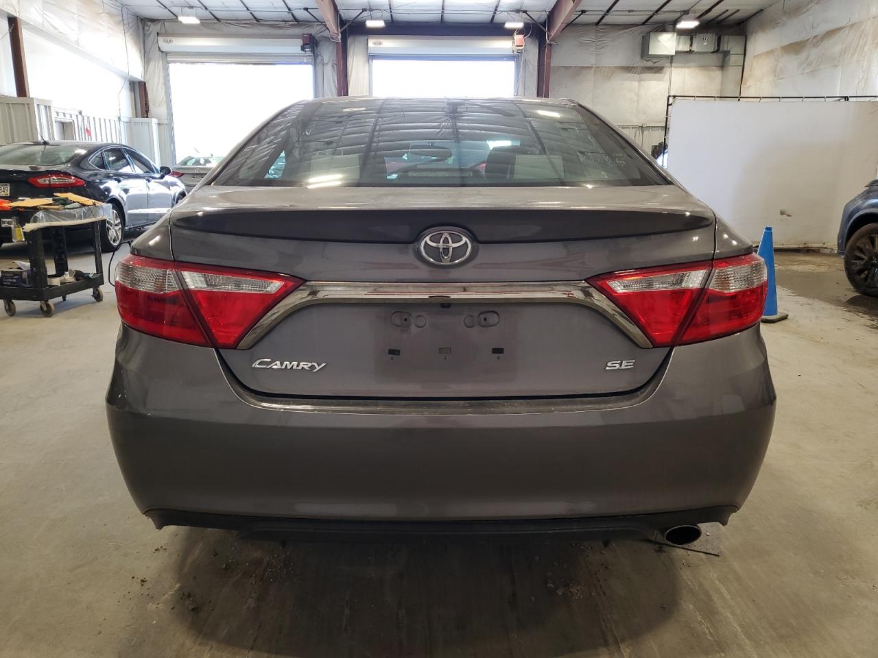 2015 Toyota Camry Le VIN: 4T1BF1FK1FU986318 Lot: 82194535