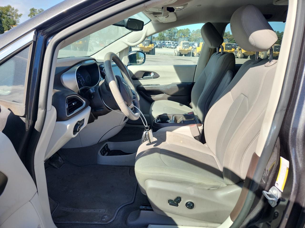 2018 Chrysler Pacifica Touring Plus VIN: 2C4RC1FG5JR157913 Lot: 81894805