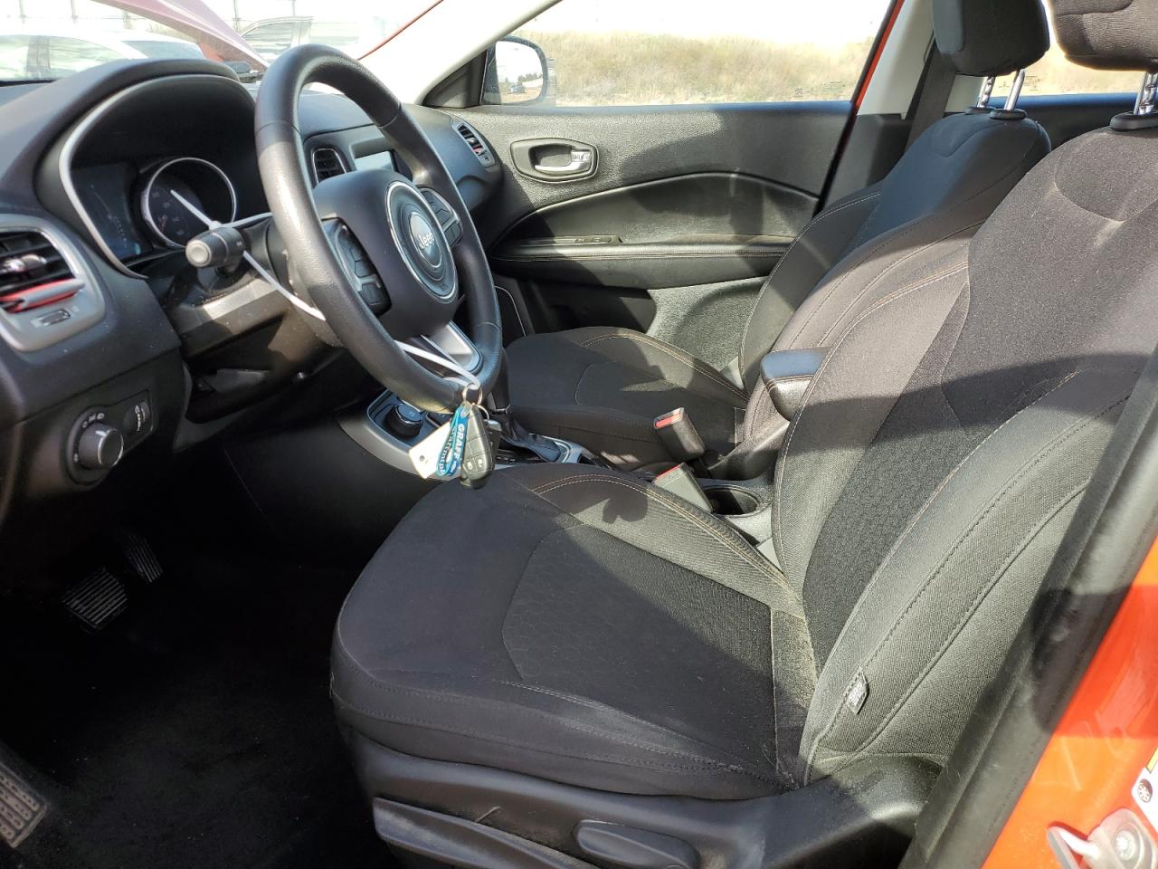 2019 Jeep Compass Sport VIN: 3C4NJDABXKT757603 Lot: 90434975